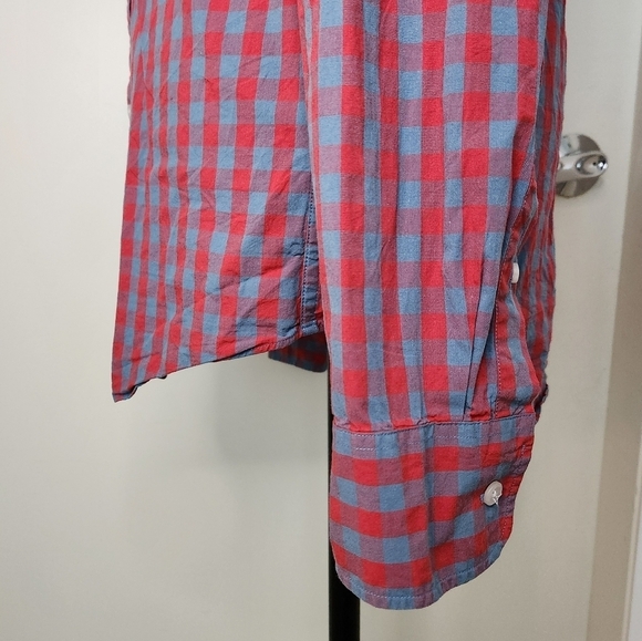 Men's JCrew button down - Picture 8 of 10